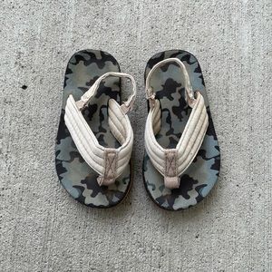 Cat And Jack Krew Camo Flip Flips Kids Toddler's Boys 7/8
